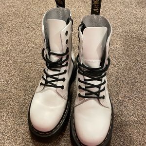 Dr. Martens Jadon Boot